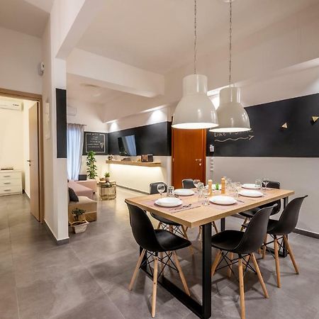 Apartmán Ports Crossroad D Pireus Exteriér fotografie