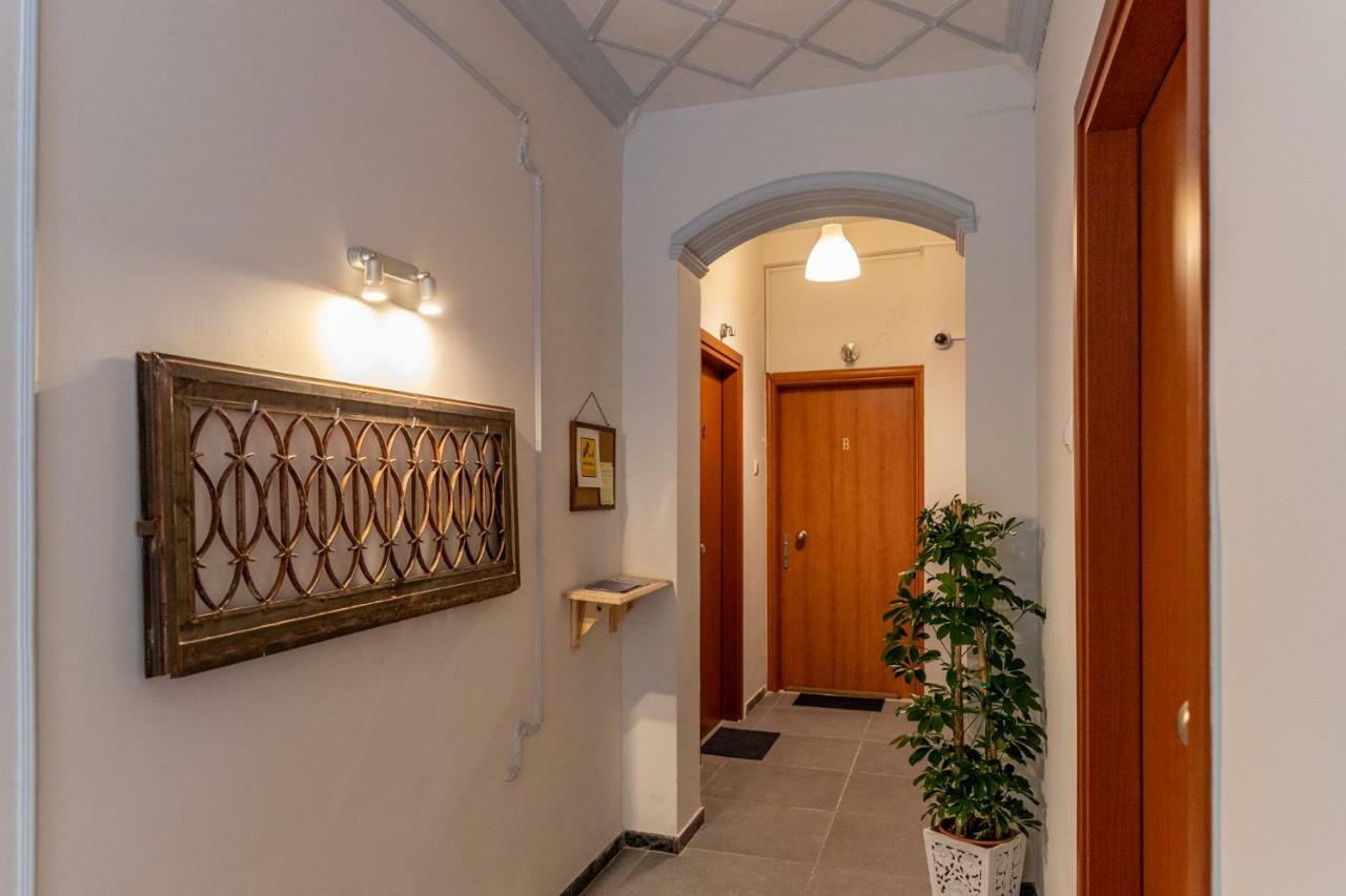 Apartmán Ports Crossroad D Pireus Exteriér fotografie