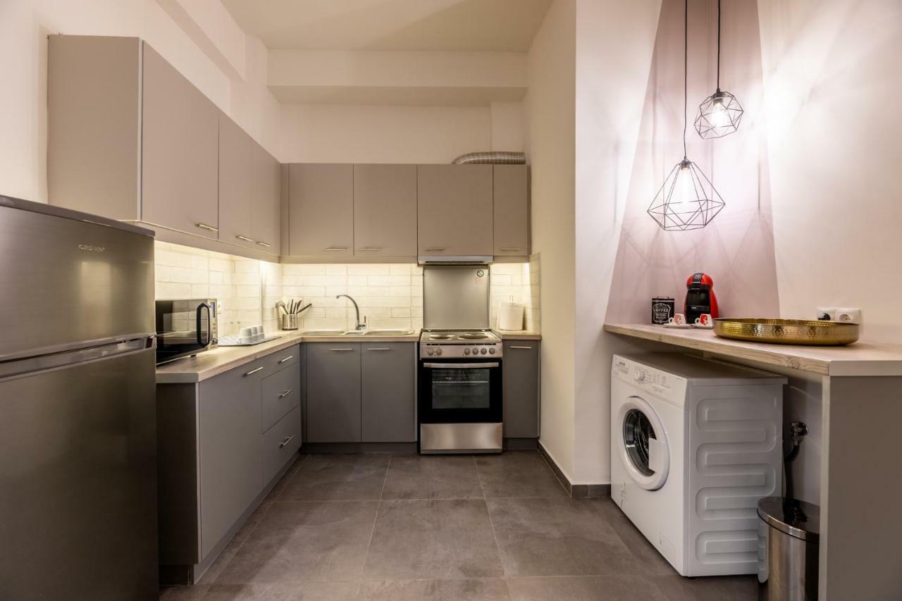 Apartmán Ports Crossroad D Pireus Exteriér fotografie