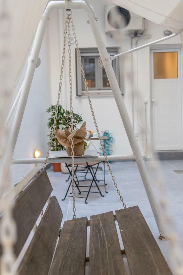Apartmán Ports Crossroad D Pireus Exteriér fotografie